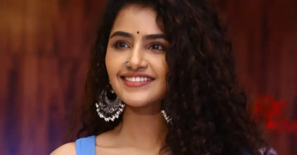 Anupama Parameswaran's Selfie Obsession